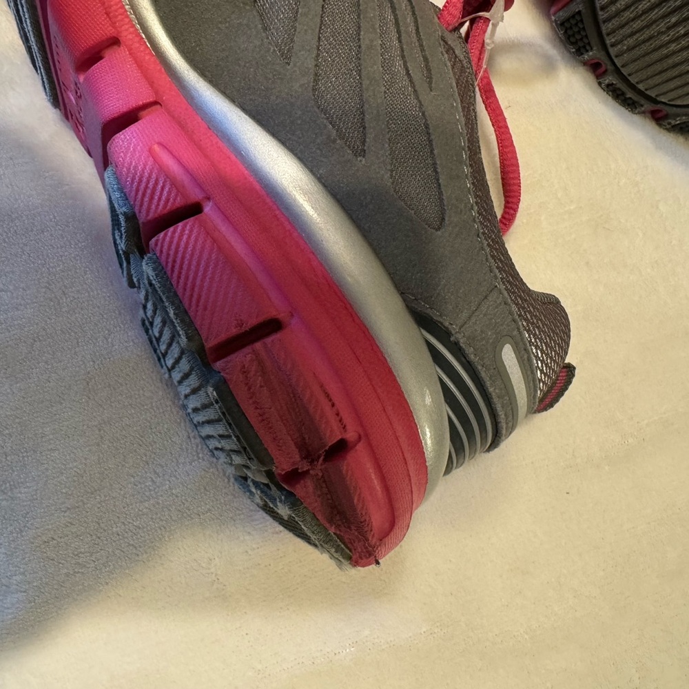 Skechers Run Tone Ups Women's Size 7.5 gray pink - Picture 6 of 10